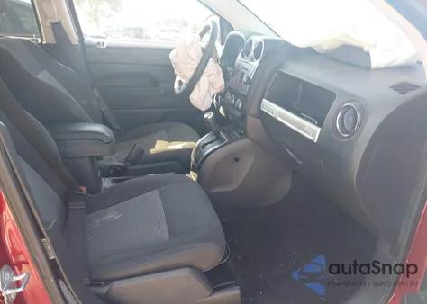 2017 Jeep Compass Sport Fwd из США, поврежденный, VIN 1C4NJCBA7HD119548